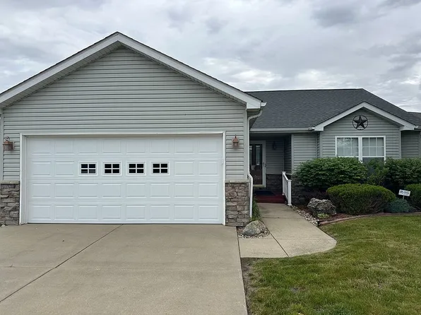 101 Whispering Blvd, La Porte, IN 46350