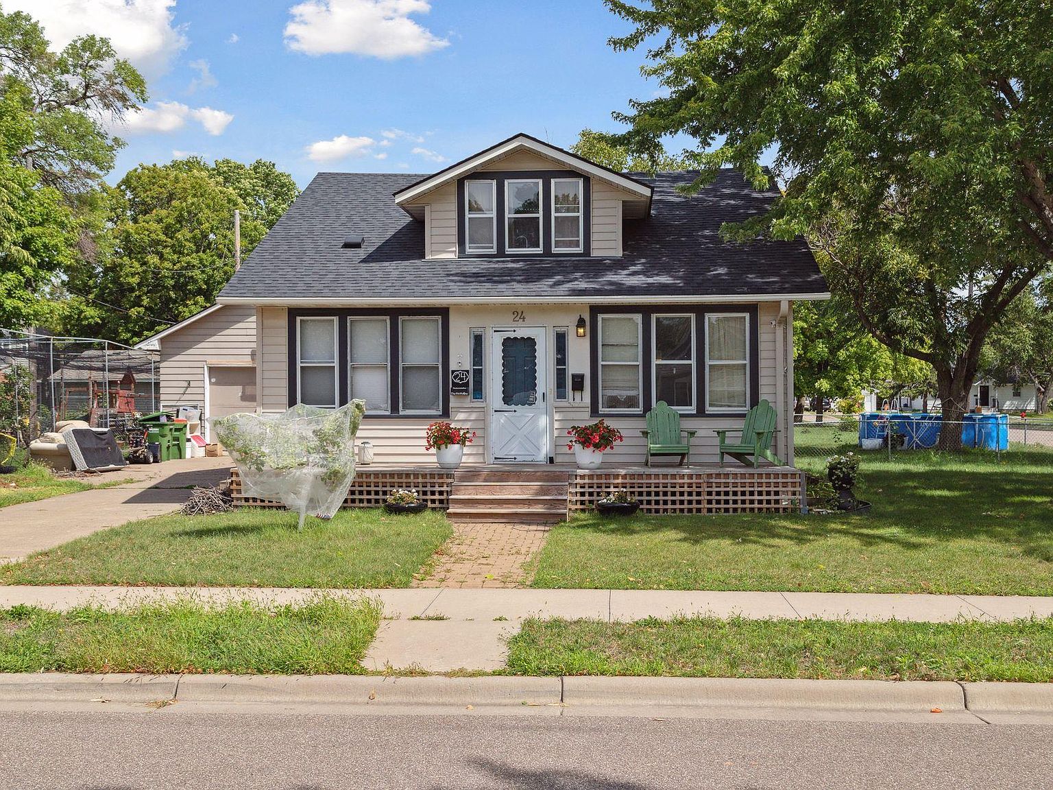 24 3rd Ave SE, Osseo, MN 55369 Zillow