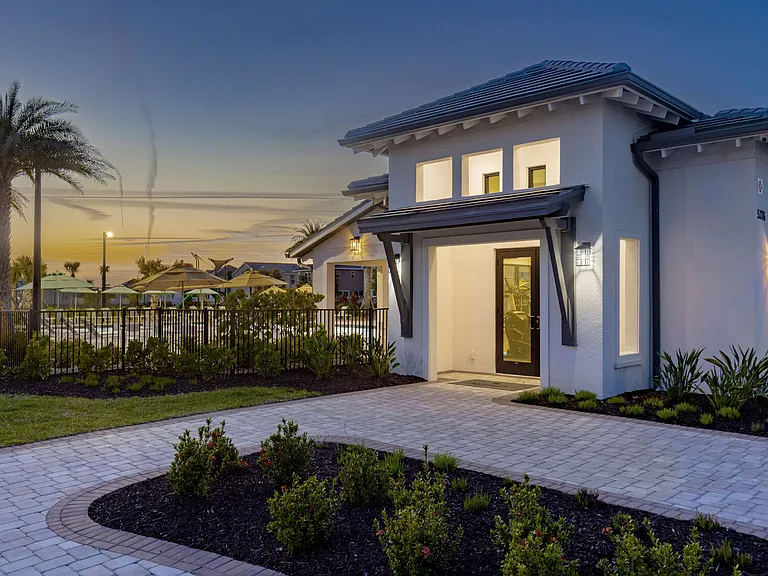 BB Living Antigua at Lakewood Ranch — Photo 8