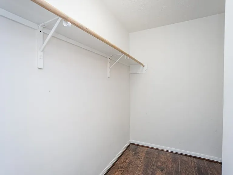 2710 Grants Lake Blvd #E6 — Photo 14