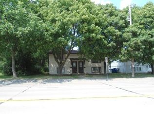 1514 Oshkosh Ave, Oshkosh, WI 54902