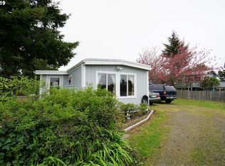 518 Skookum Ct, Florence, OR 97439