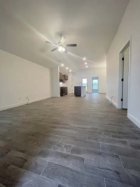 5902 NW Ettie May St - 1 — Photo 3