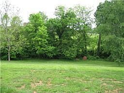 2nd image of 708 Crestview Dr