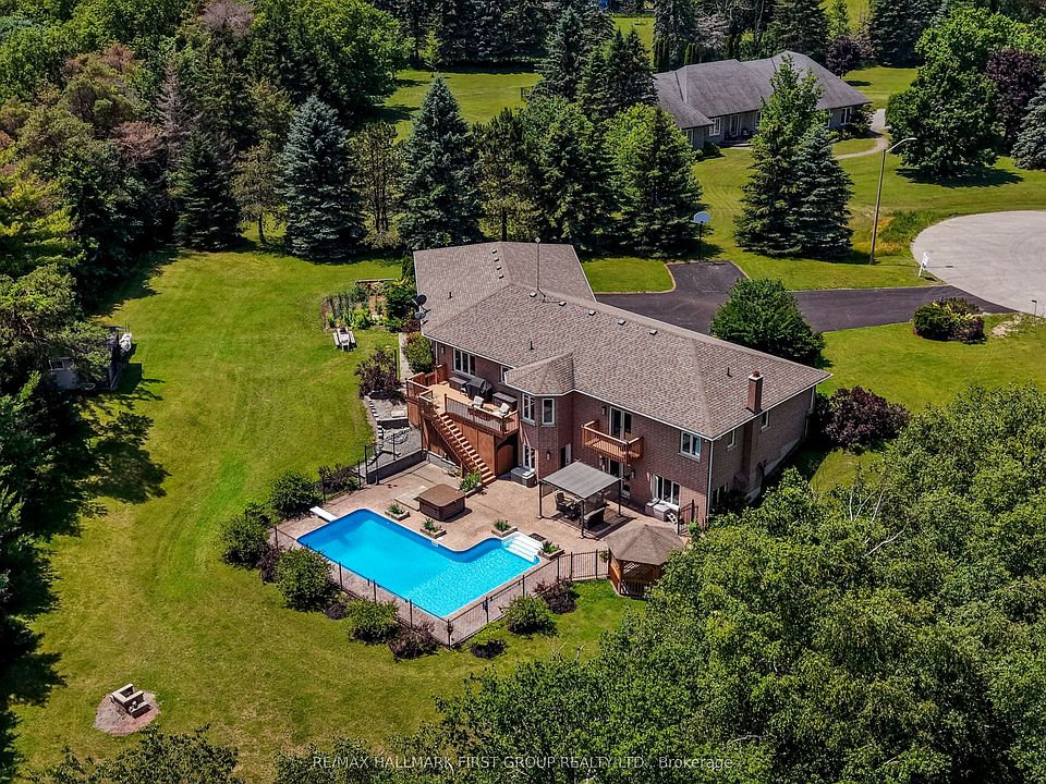 1st image of 3211 Charbrook Cres