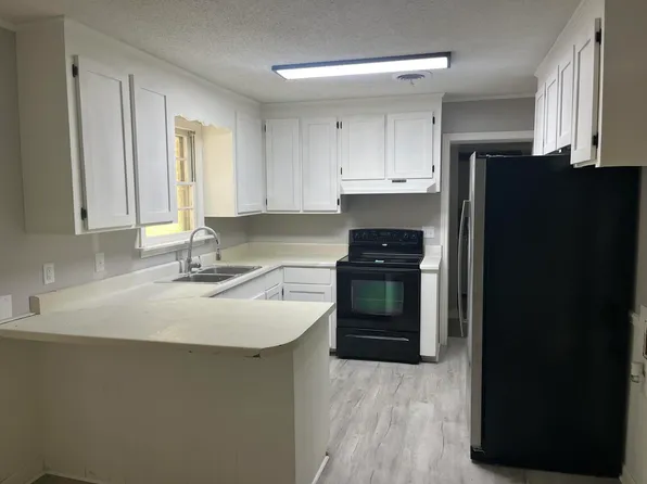116 Phifer St, Sumter, SC 29150