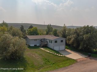 113 Stanley St, Killdeer, ND 58640