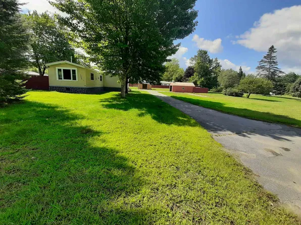 201 Lovers Lane Road, Charlestown, NH 03603