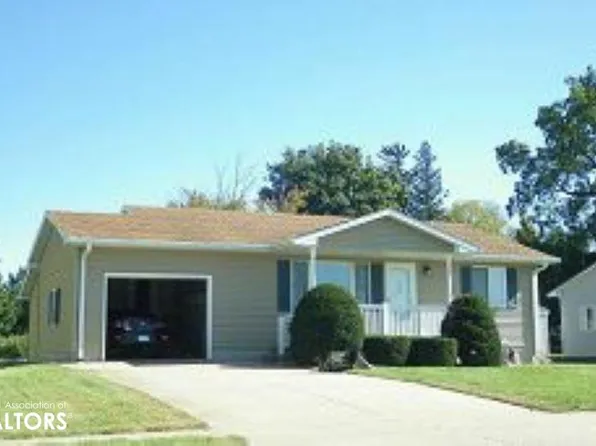 844 Terrace Dr, Burlington, IA 52601