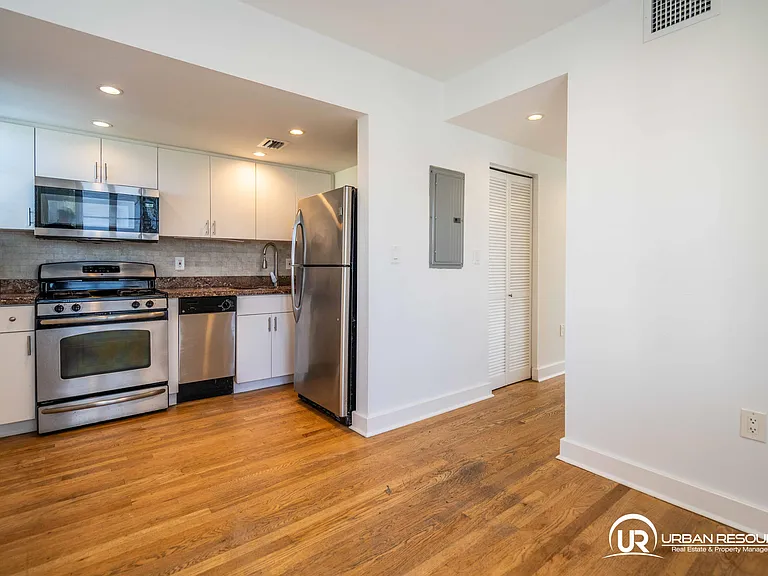 2425 Flamingo Pl #12 — Photo 11