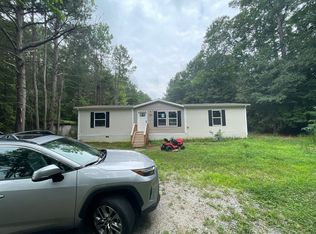 7469 Peanut Dr, Windsor, VA 23487