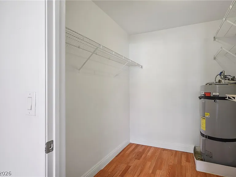 5170 S Jones Blvd #206 — Photo 16