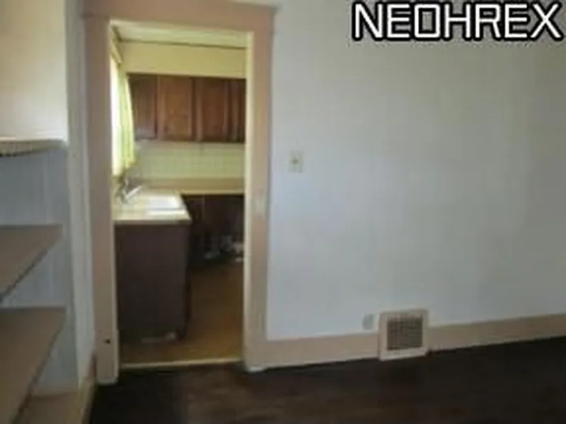 Thumbnail 15