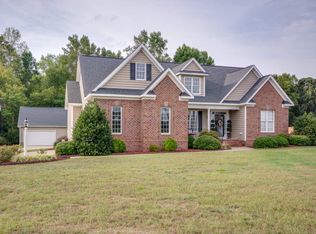 5144 Bend Of The River Rd, Elm City, NC 27822