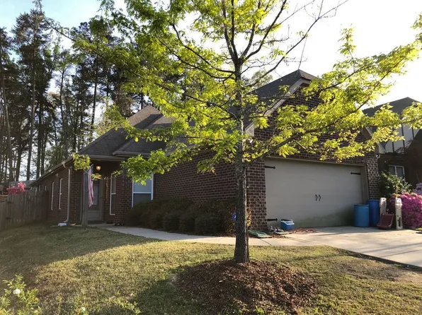 6485 Southern Trace Dr, Leeds, AL 35094