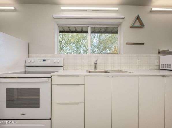 las-cruces-new-mexico-442828789 picture