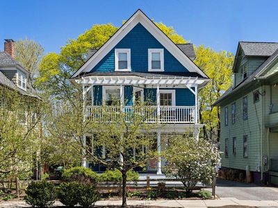 143 Ivy St, Providence, RI, 02906