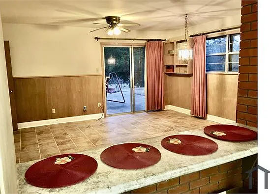 18667 FM 2015 — Photo 6