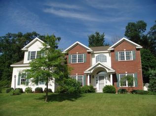 35 Dyke Rd, Latham, NY 12110