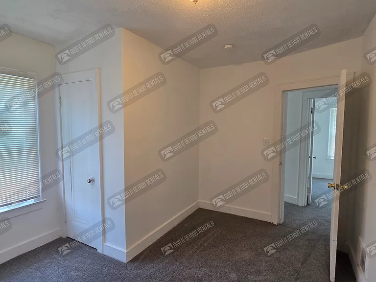 15757 Pinehurst St — Photo 17
