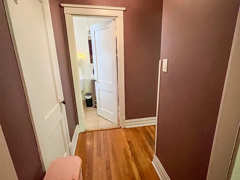 Entrance Hall with 2 Closets