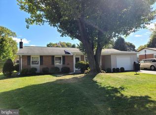 111 Kim Acres Dr, Mechanicsburg, PA 17055