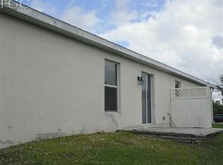 1023 Albany Ave, Lehigh Acres, FL 33971