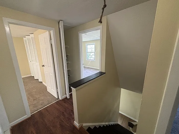 99 Big Stone Ct — Photo 10