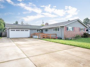 2551 Northlake Avenue, Longview, WA 98632