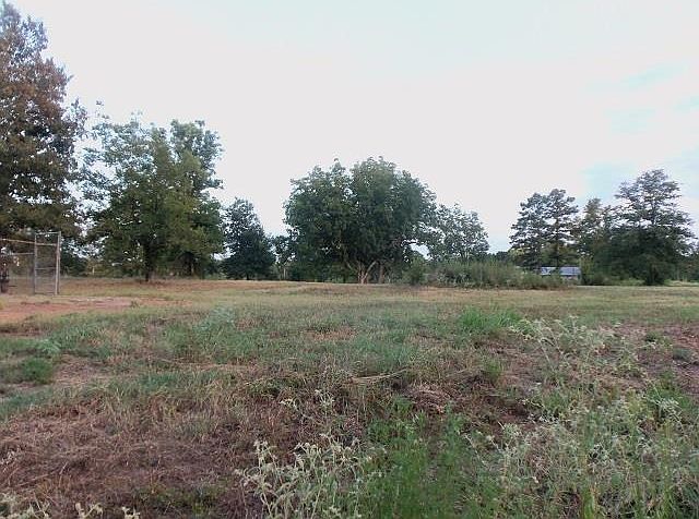 1st image of Whiteside Ln