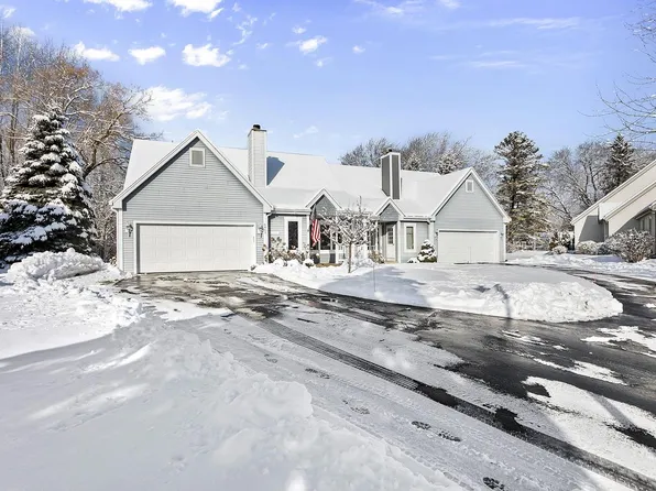 N18W6863 Partridge COURT #13, Cedarburg, WI 53012
