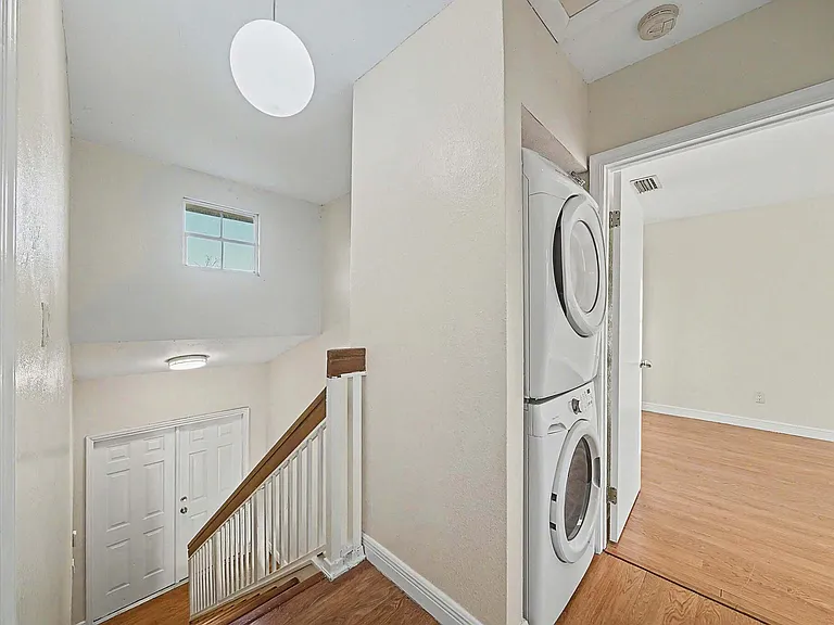 5789 Woodland Point Dr — Photo 40