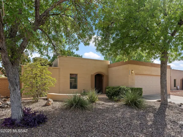 9030 E Seneca St, Tucson, AZ 85715