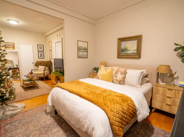 949 West End Avenue image 1 of 11