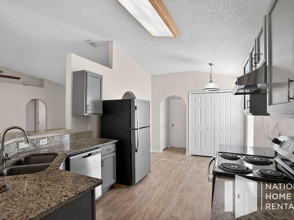 1st image of 4060 Stonefield Dr