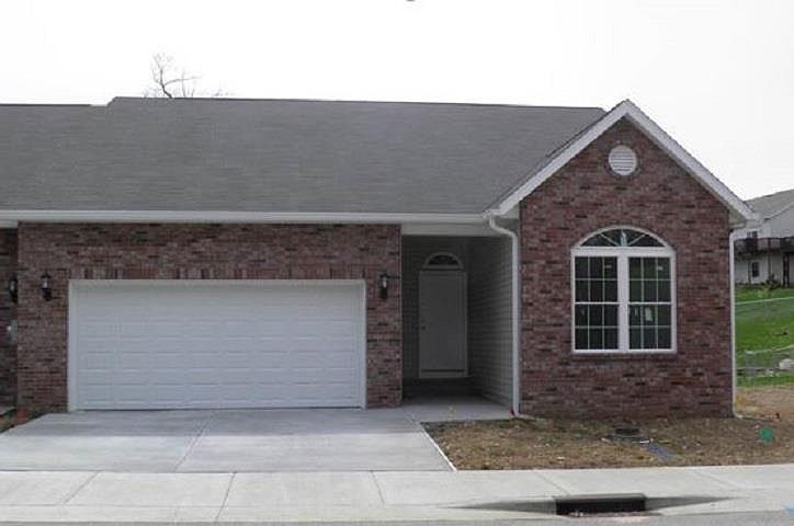 1st image of 2480 N Stonelake Cir