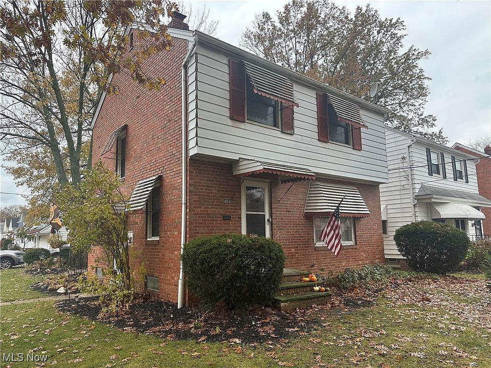 2nd image of 464 E 250th St