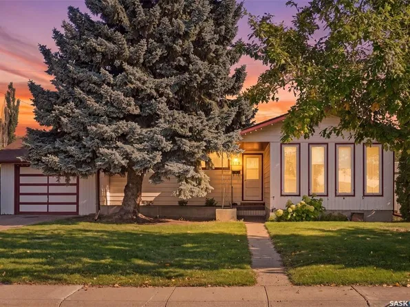 219 Egbert AVENUE, Saskatoon, SK S7N 1X2