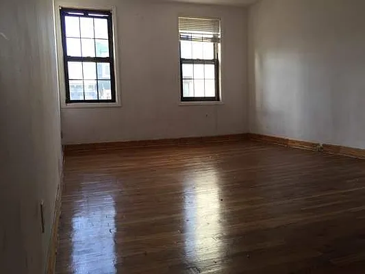 Rented by Smartequities Management LLC | media 45