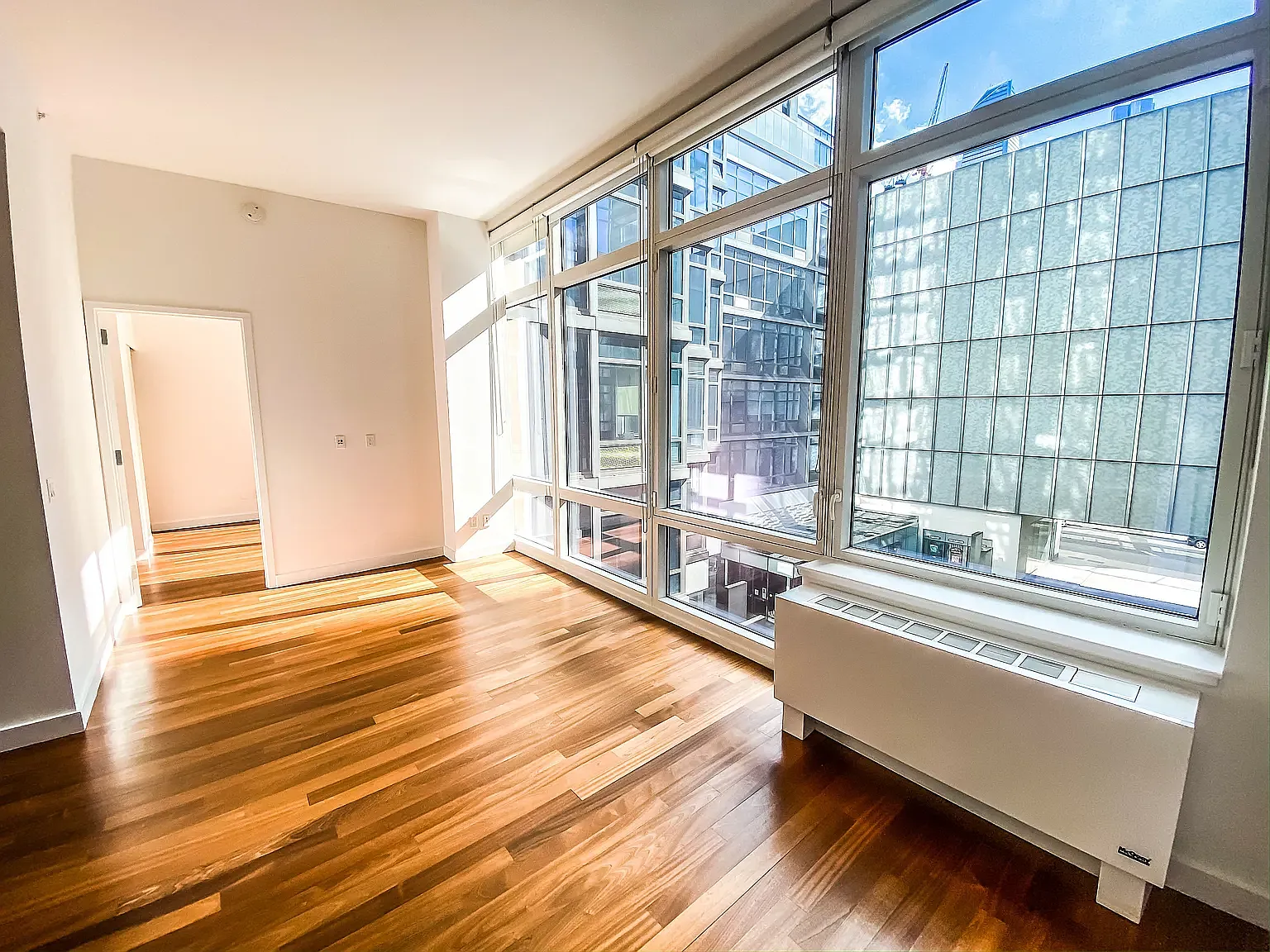 606 West 42nd Street — Photo 2