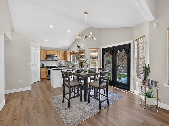 5th image of 15082 S Eagle Crest Dr
