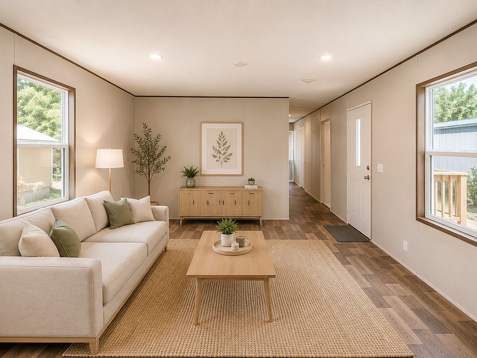 1st image of 421 Villa Dr