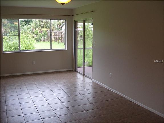 4th image of 21228 Burkhart Dr