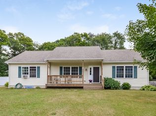 102 Doran Dr, East Falmouth, MA 02536