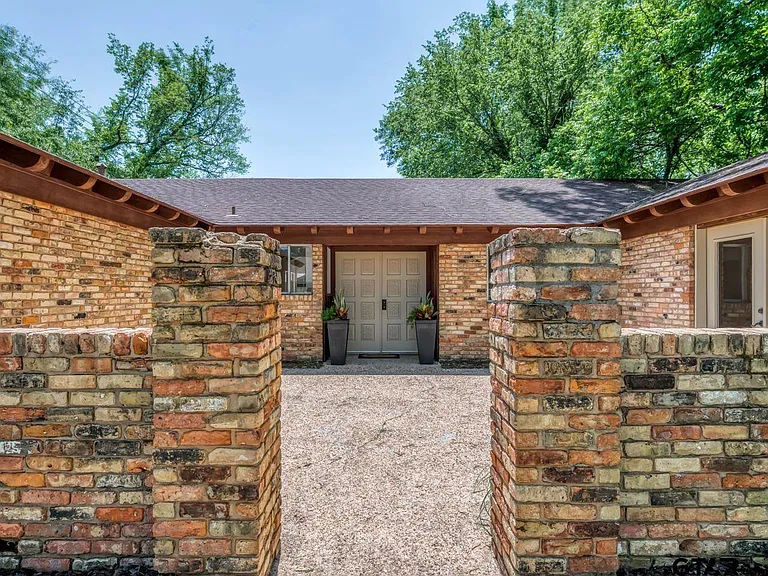 509 Winchester Dr — Photo 31