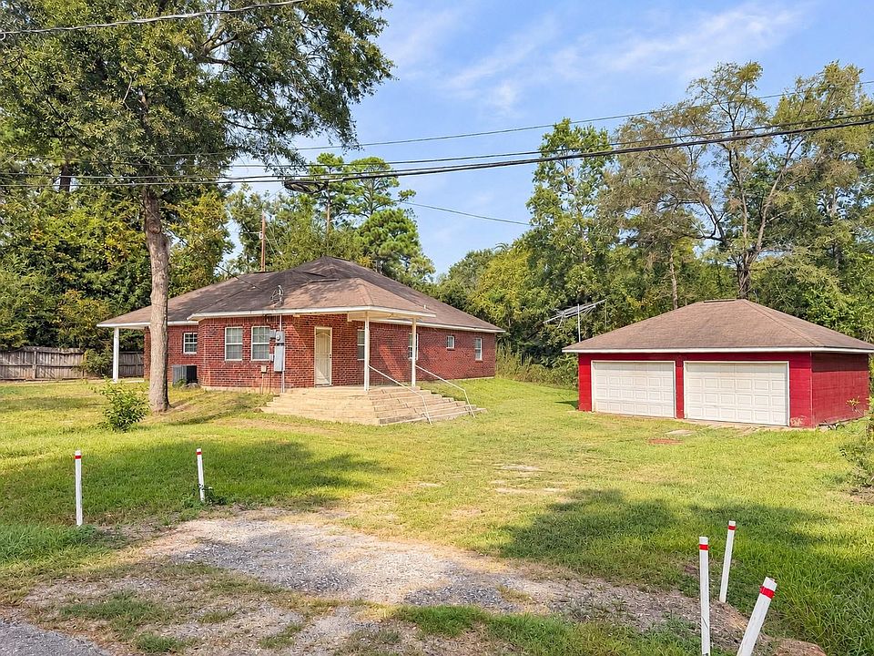 1st image of 24204 Creekwood Dr