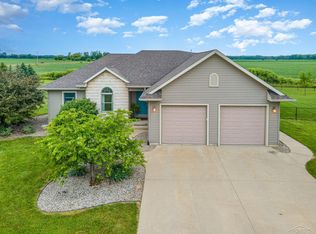 1966 W Parish Rd, Linwood, MI 48634