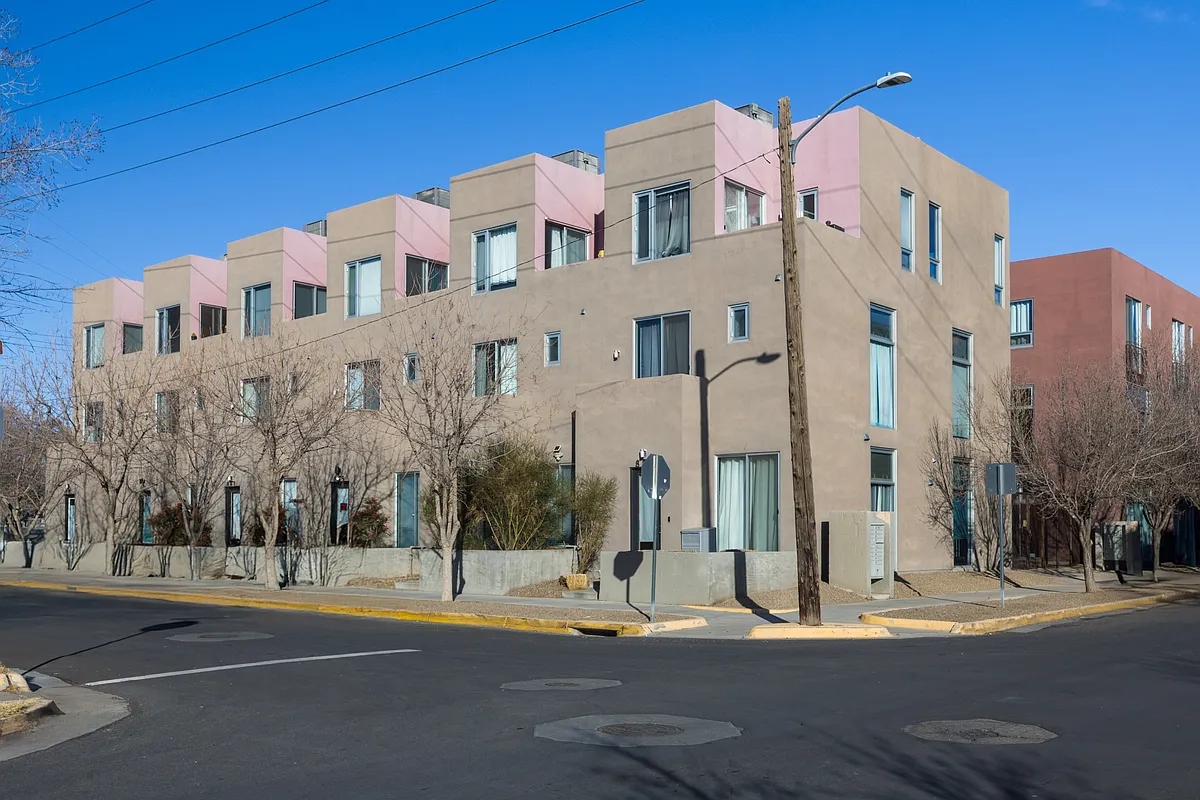 Building Photo - 877 Silver Ave SW