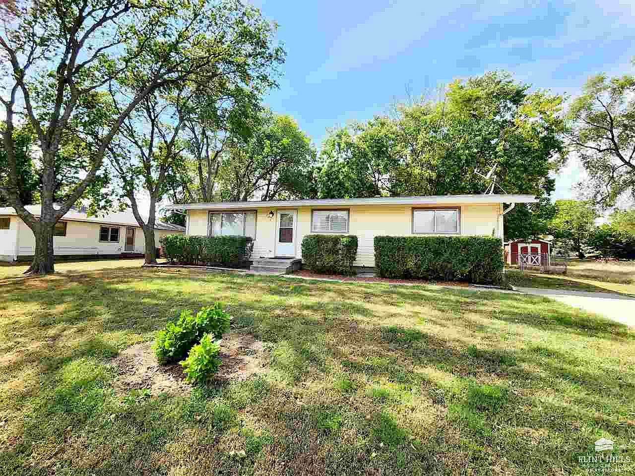205 N Arizona St, Leonardville, KS 66449 MLS 20232431 Zillow