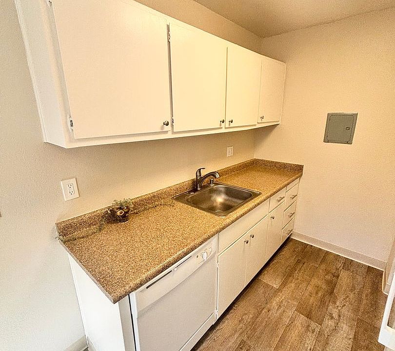 2548 Walnut Ave Carmichael CA Zillow